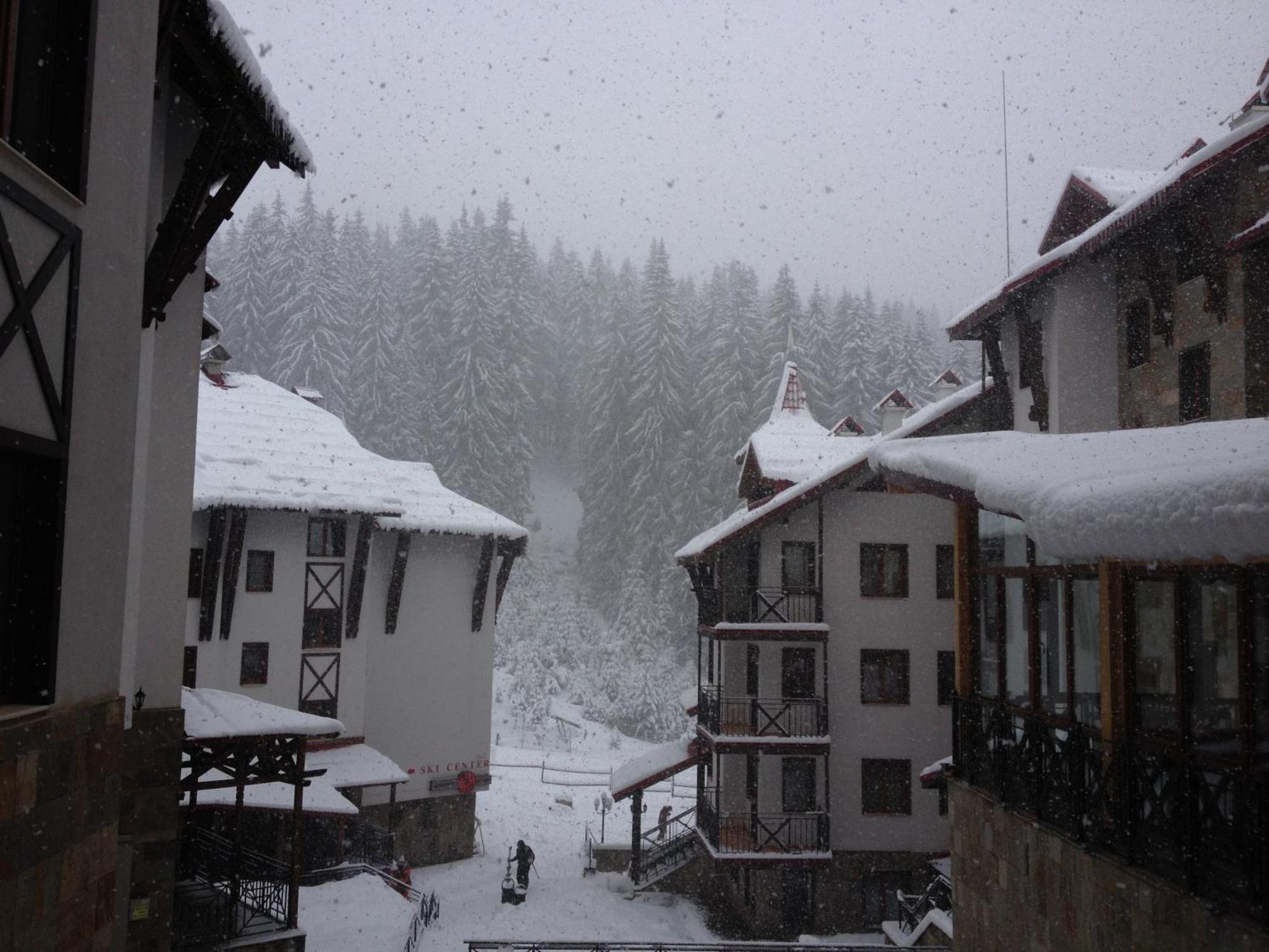 Ski Apartment In Castle Complex Pamporovo Ngoại thất bức ảnh