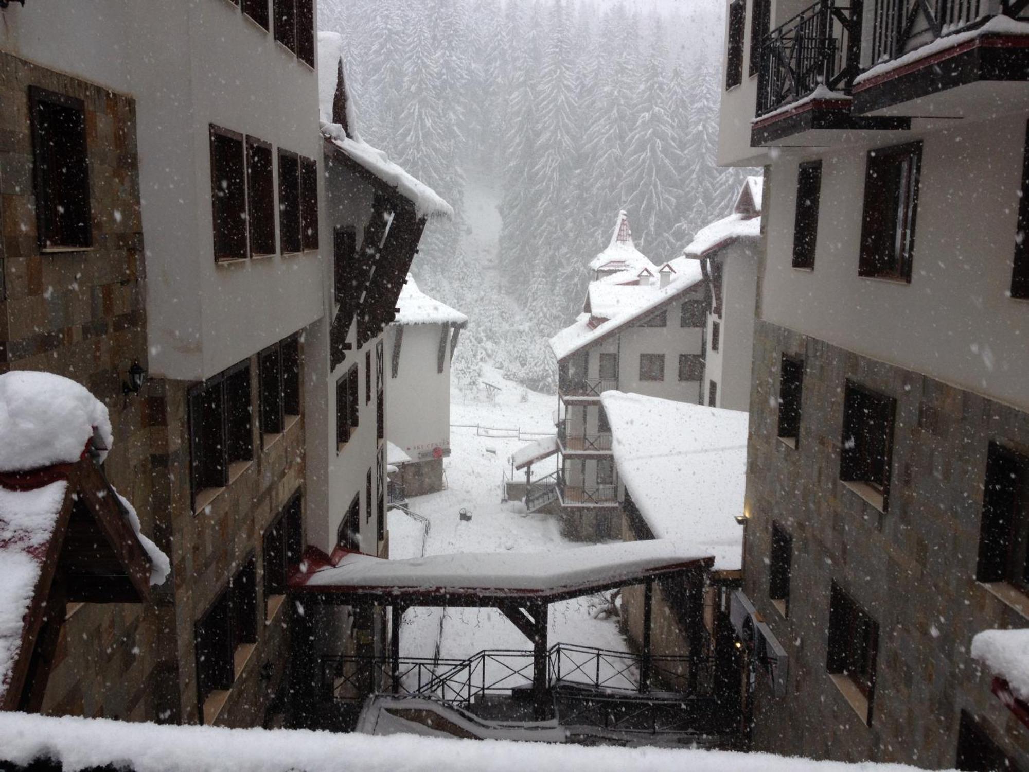 Ski Apartment In Castle Complex Pamporovo Ngoại thất bức ảnh