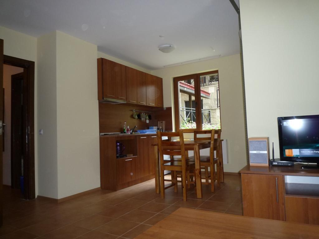 Ski Apartment In Castle Complex Pamporovo Phòng bức ảnh